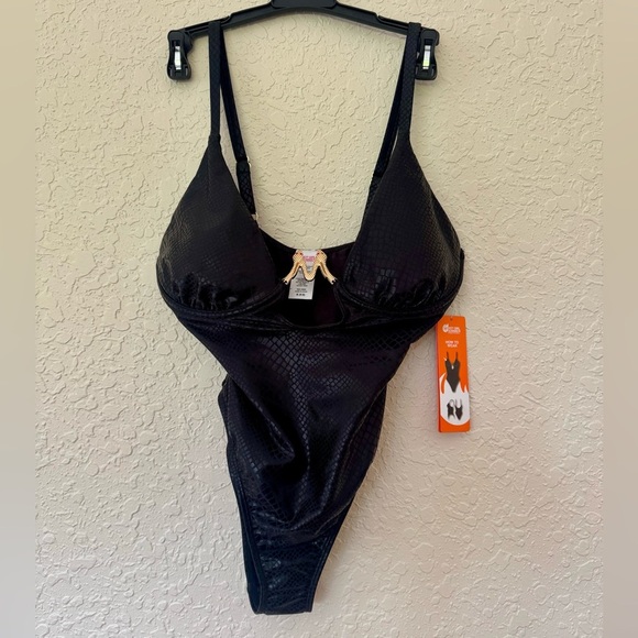 Hot Girl Summer Megan Thee Stallion Women's Black One-Piece Swimsuit S - Picture 1 of 8